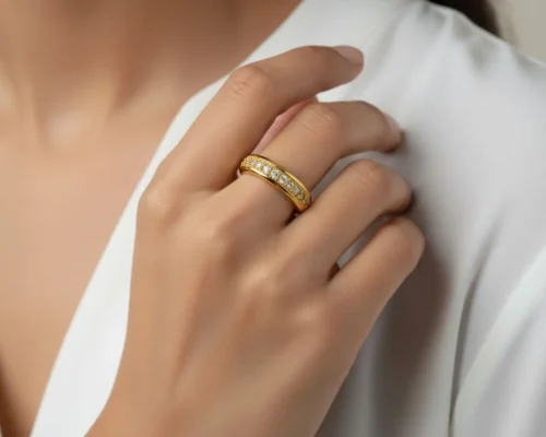 Anillo De Oro Fila En Pave