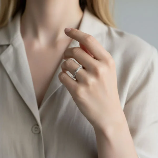 Anillo De Plata Trenzado Brillante