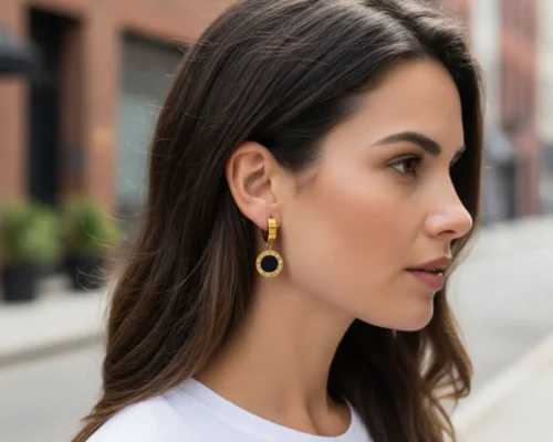 Aretes Huggies De Acero Numeros Romanos Dorado