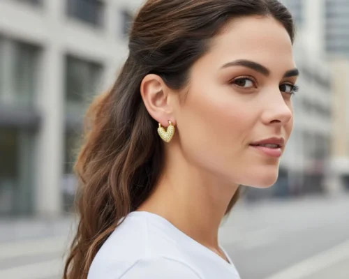 Aretes Huggies De Oro Corazon Brillante