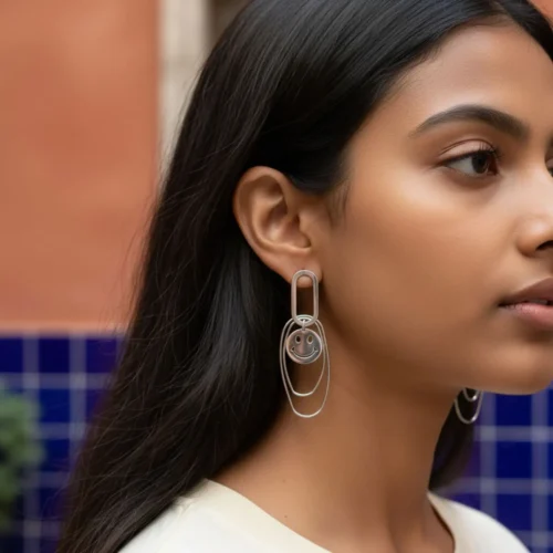 Aretes Largos De Acero Carita Feliz