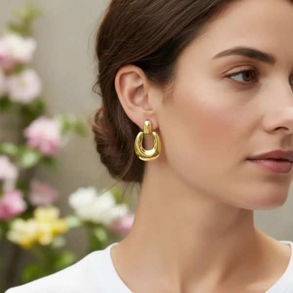 Aretes Broquel De Oro Tipo Herradura