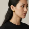 Aretes Broquel De Plata Ancho Ondulado