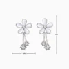 Aretes Broquel De Plata Flor Blanca Aretes Broquel De Plata Flor Blanca