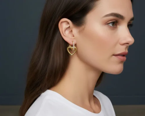 Aretes Huggies De Oro Corazon Dorado