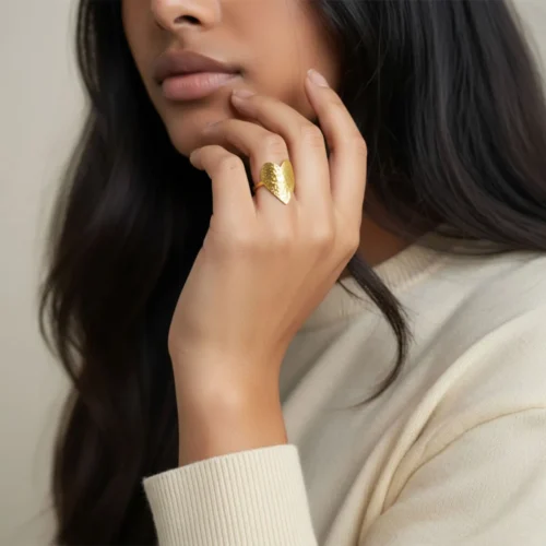 Anillo De Acero Corazon Dorado Ajustable