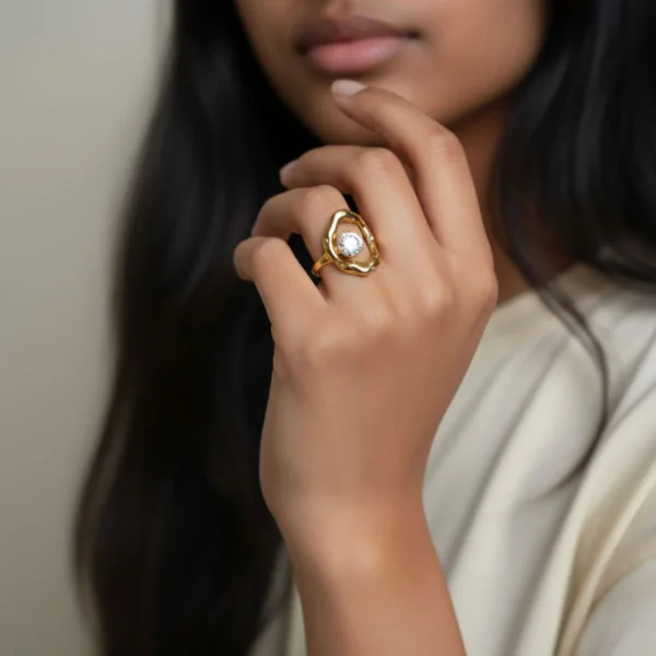 Anillo De Acero Organico Con Brillante Ajustable