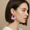 Aretes Broquel De Acero Pirámide Rosa