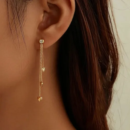 Aretes Largos De Acero Asimétrico Corazón