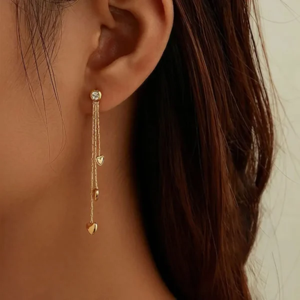 Aretes Largos De Acero Asimétrico Corazón
