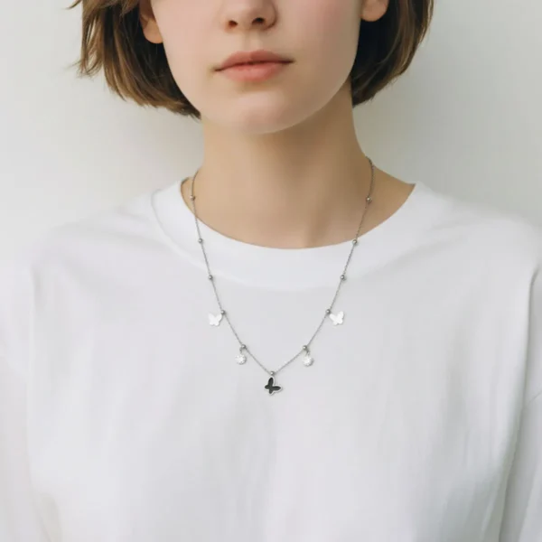 Collar De Acero Dije Mariposa Negra